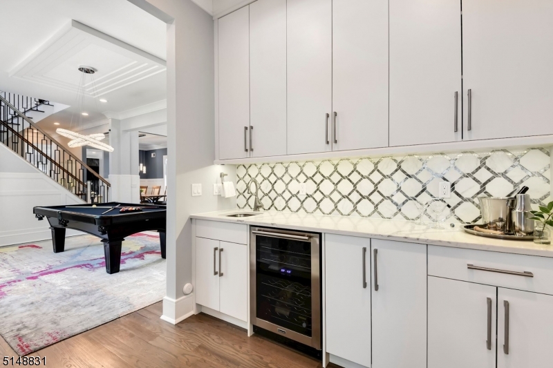 Riker Hill - Residential