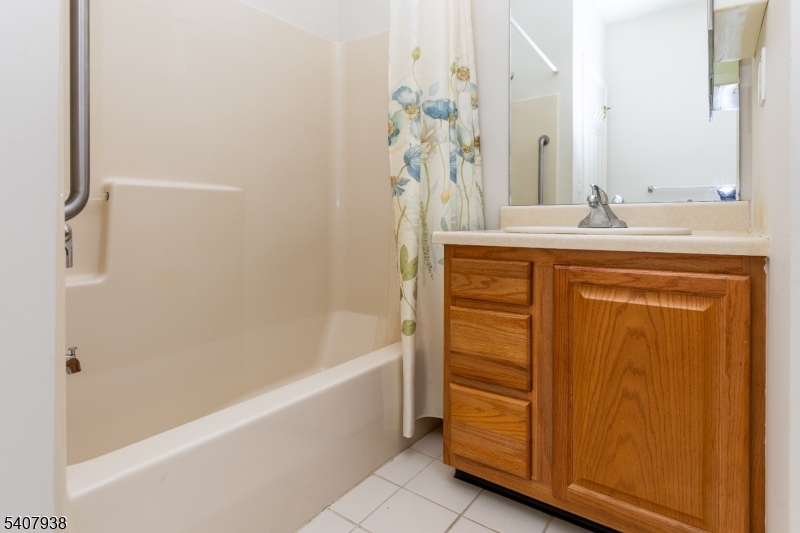 FOX HILLS - Residential