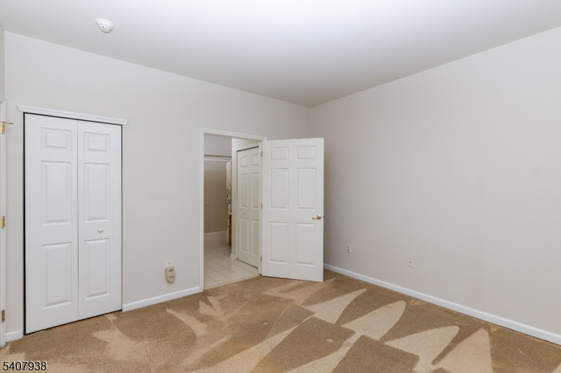 FOX HILLS - Residential