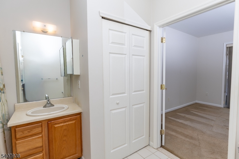 FOX HILLS - Residential