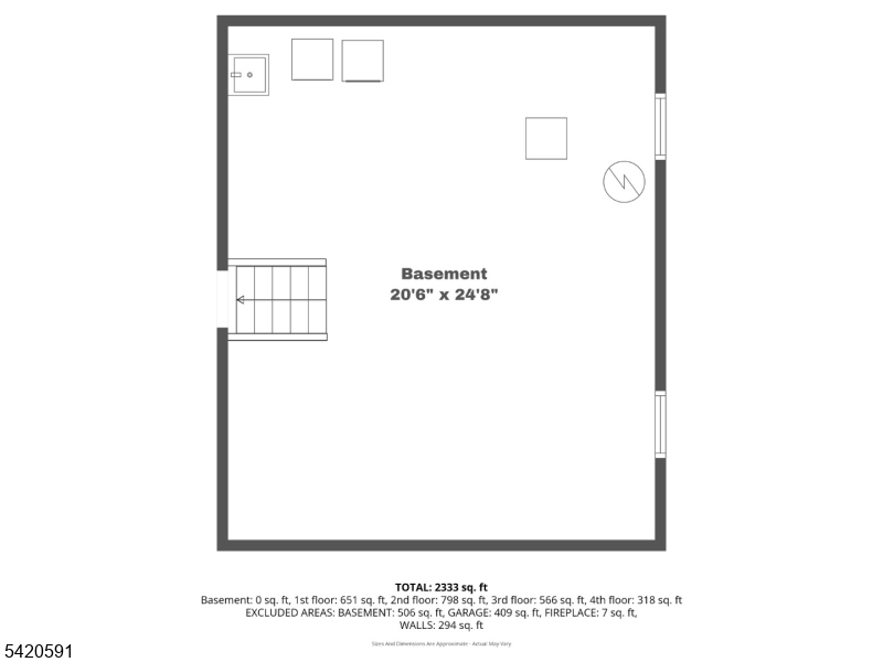 Main image without alt text