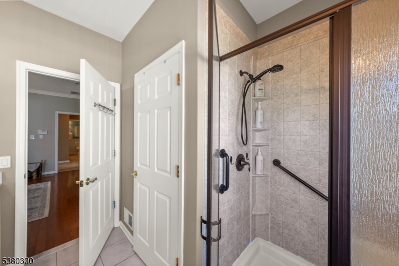 Renaisanceat Cranb - Residential