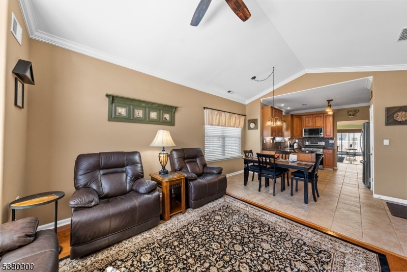 Renaisanceat Cranb - Residential