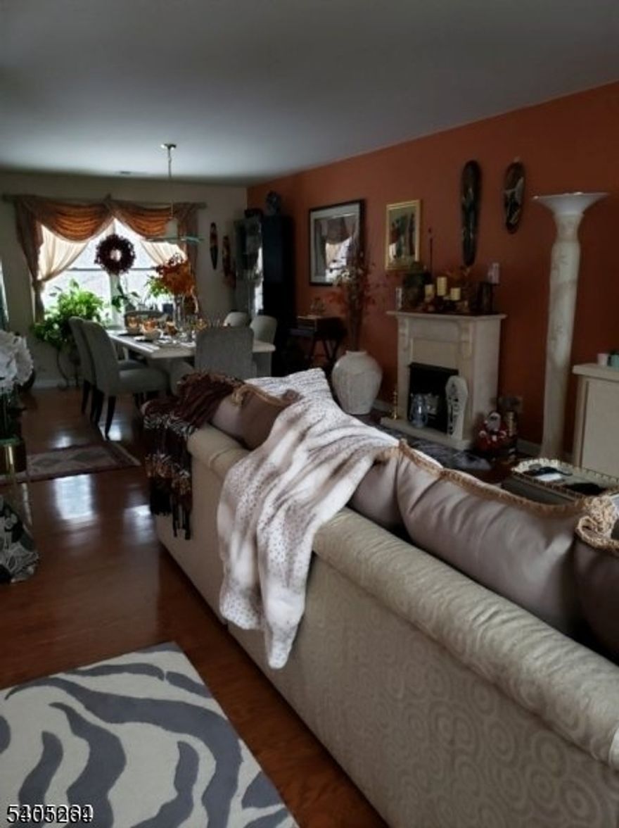 This maintained bi-level style home has a lot to offer! Four bedrooms, three full baths, family room with sliding doors to the back yard on the ground floor, or you can enjoy walking out the 1st floor sliding doors to the deck! This home offers ample space for living and entertaining. Don't miss out on this opportunity!