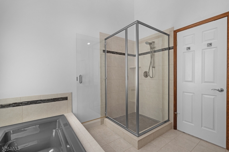 Shongum Lake - Residential