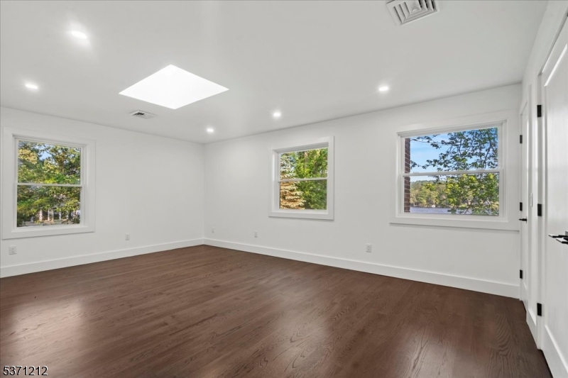 Upper Greenwood Lake - Residential