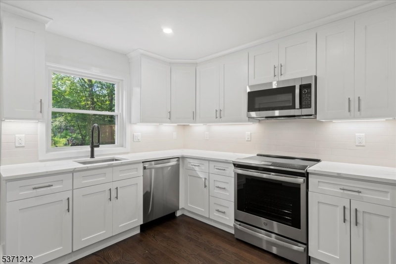 Upper Greenwood Lake - Residential