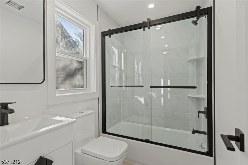 Upper Greenwood Lake - Residential