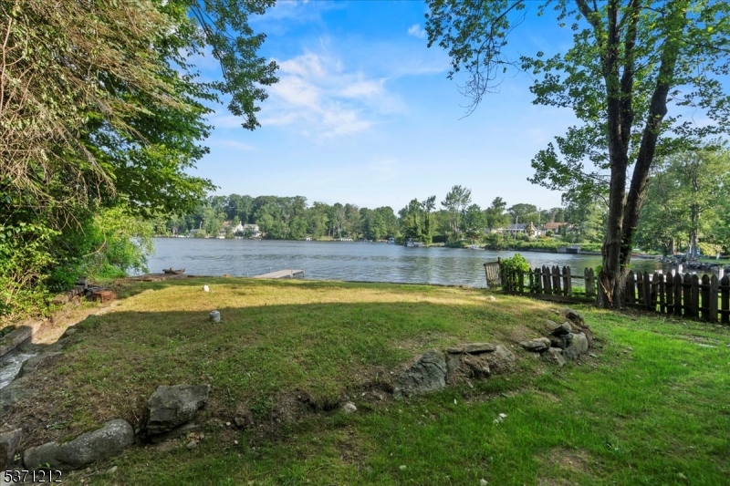 Upper Greenwood Lake - Residential