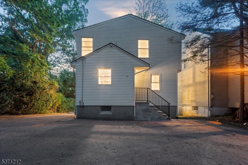 Upper Greenwood Lake - Residential