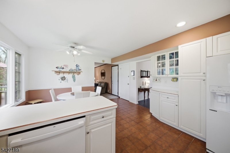 Colonial Oaks - Residential