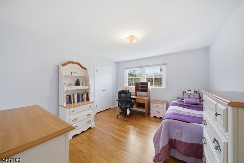 Colonial Oaks - Residential