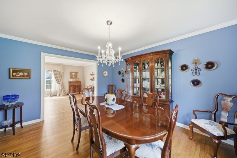 Colonial Oaks - Residential