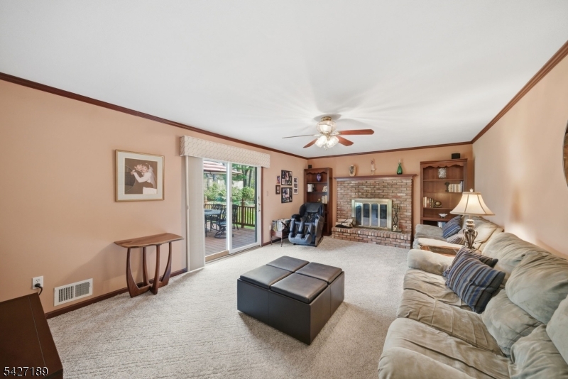 Colonial Oaks - Residential