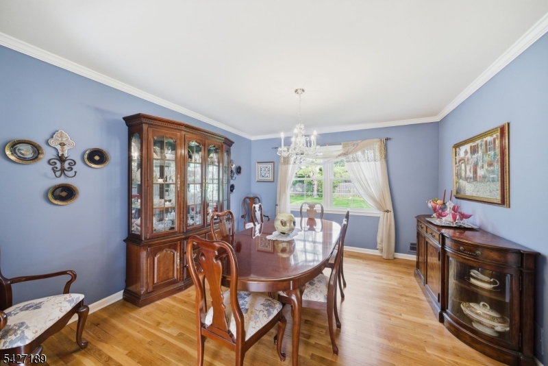 Colonial Oaks - Residential