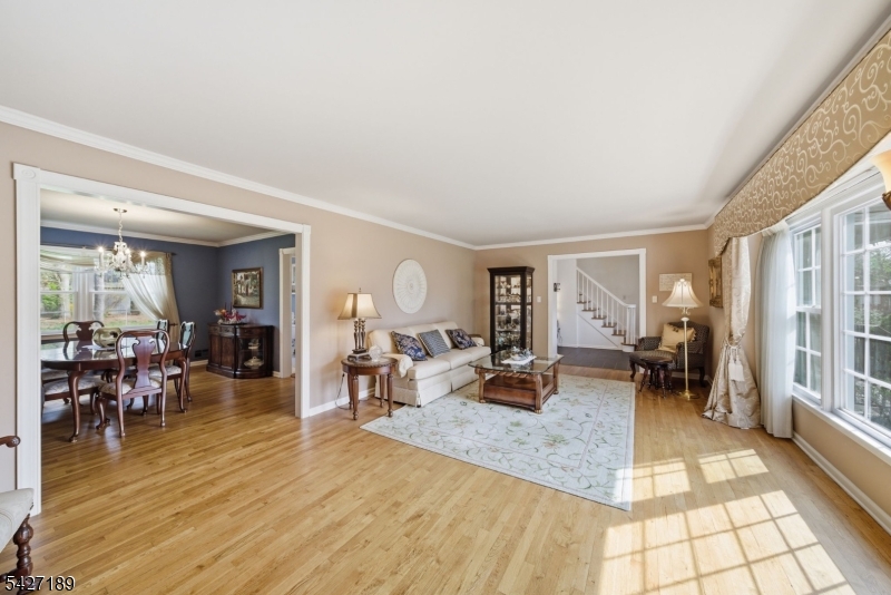 Colonial Oaks - Residential