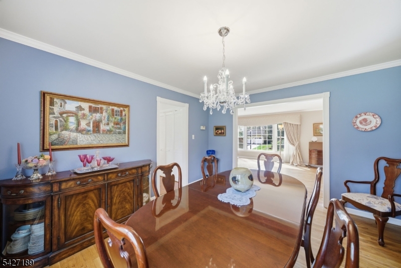 Colonial Oaks - Residential