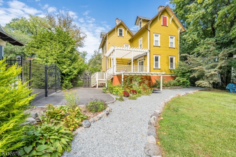 South Mountain - Residential