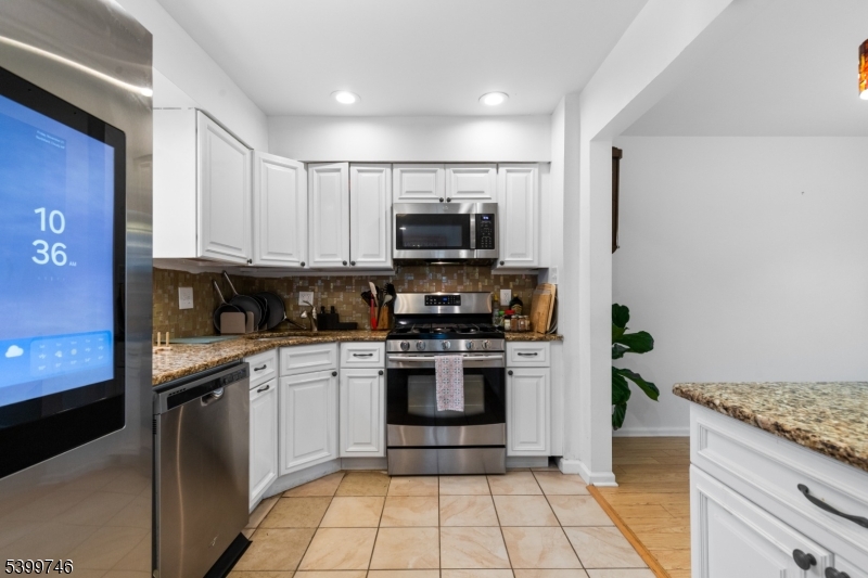 Residential - Residential Lease