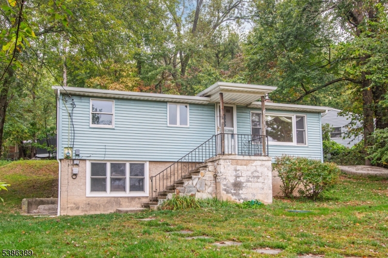 Lake Neepaulin - Residential