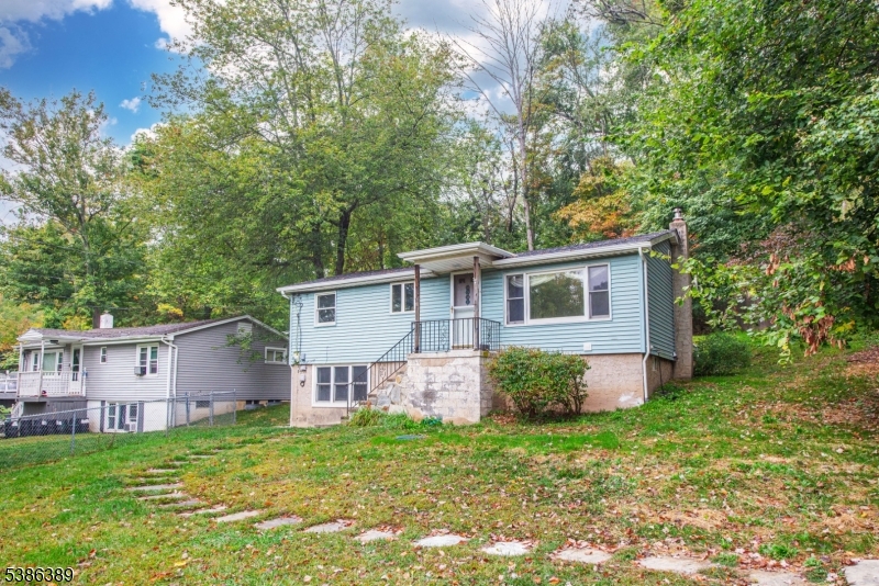 Lake Neepaulin - Residential