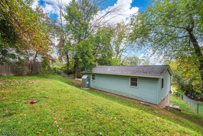 Lake Neepaulin - Residential