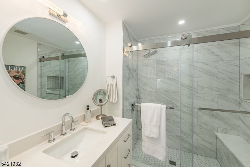 Lindsley Heights - Residential