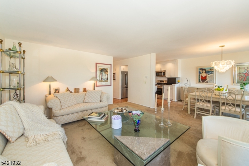 Lindsley Heights - Residential