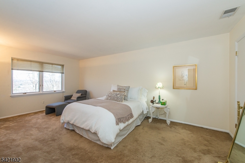 Lindsley Heights - Residential