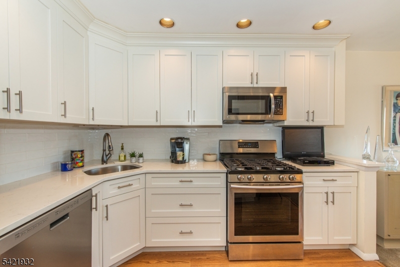 Lindsley Heights - Residential