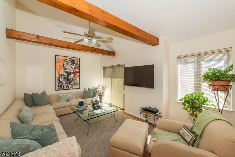 Lindsley Heights - Residential