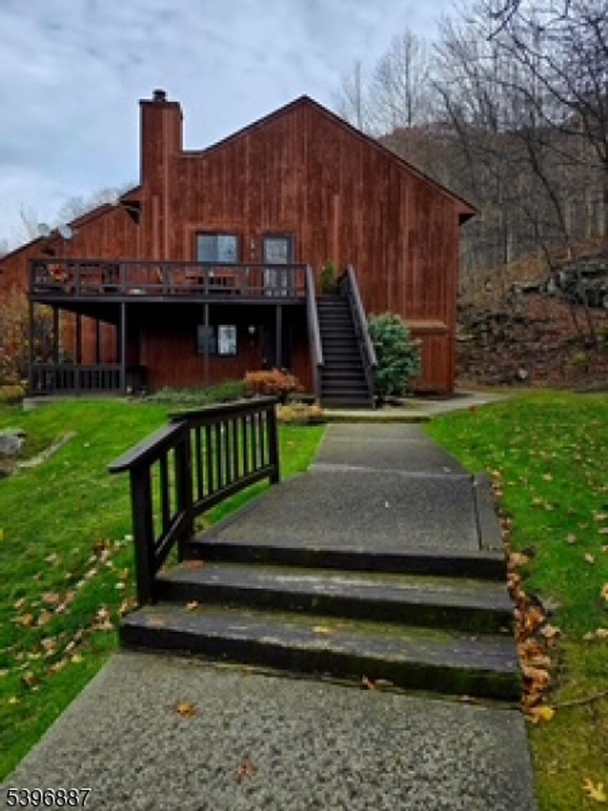 Desirable Great Gorge Village in beautiful Sussex County.  Experience all that Mountain living has to offer.  This beautiful 2 bedroom 1 bath condo walking distance to slopes.  Wrap around patio end unit.  Large living and dining space.  This is a must see