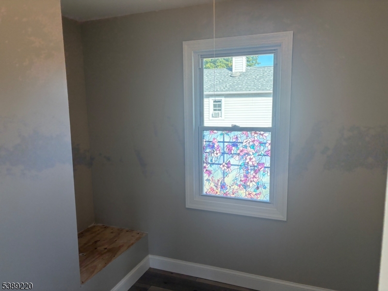 South Plainfield Boro, New Jersey 07080, United States, 1 Bedroom Bedrooms, ,1 BathroomBathrooms,Residential,Active,227735