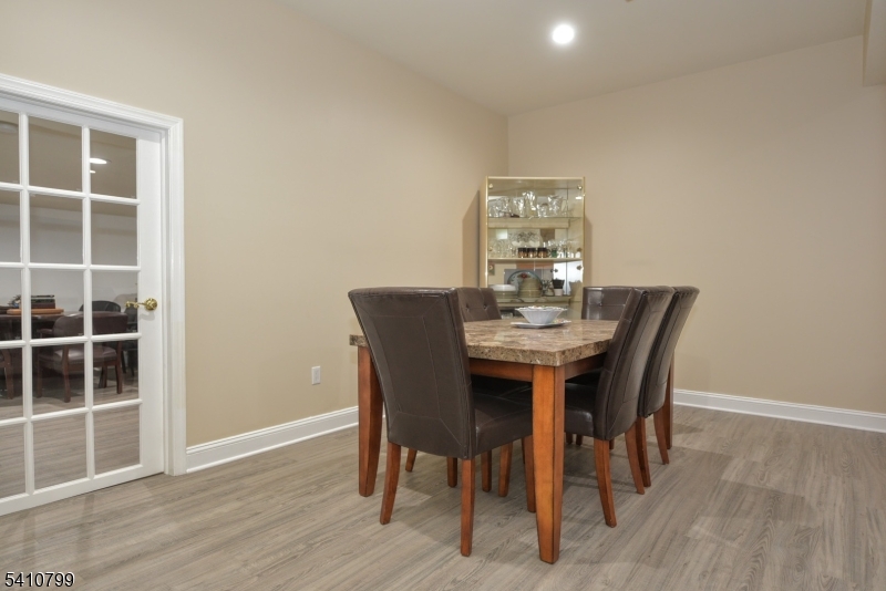 Summit Pointe - Residential