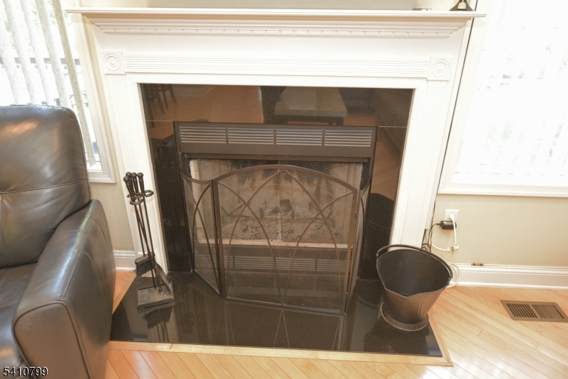 Summit Pointe - Residential