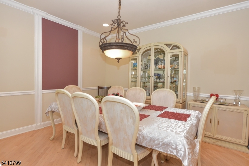 Summit Pointe - Residential