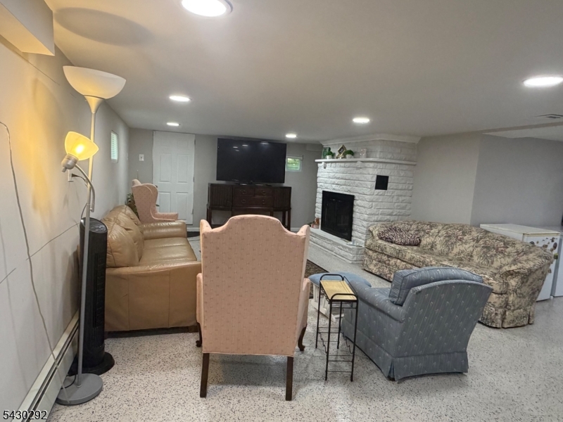 Tabor Rd - Residential