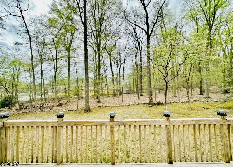 Sloping Hills - Residential Lease