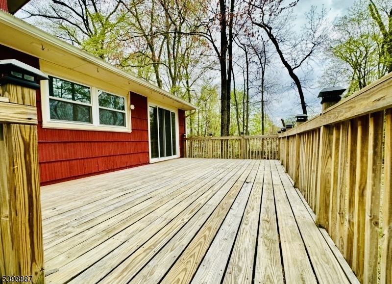 Sloping Hills - Residential Lease