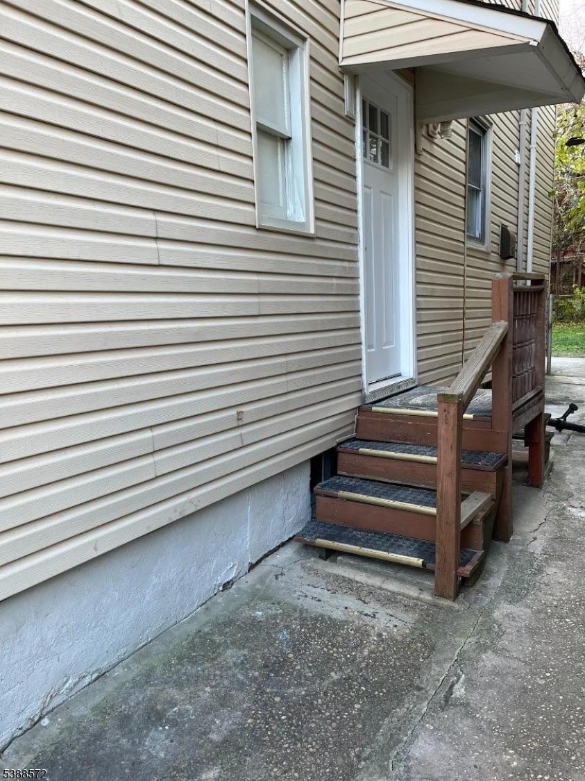 Frog Hollow - Residential Income