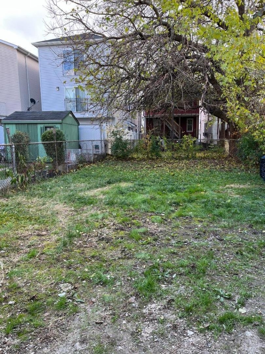 Frog Hollow - Residential Income