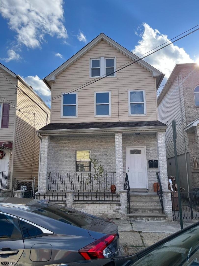 Frog Hollow - Residential Income