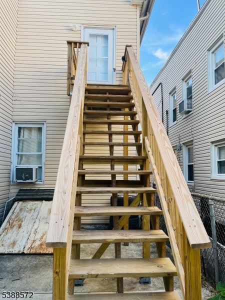 Frog Hollow - Residential Income