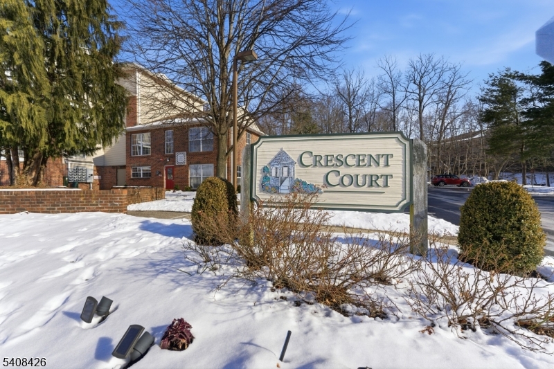 Crescent Court - Residential