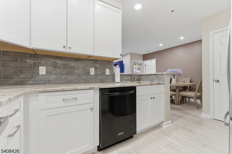 Crescent Court - Residential