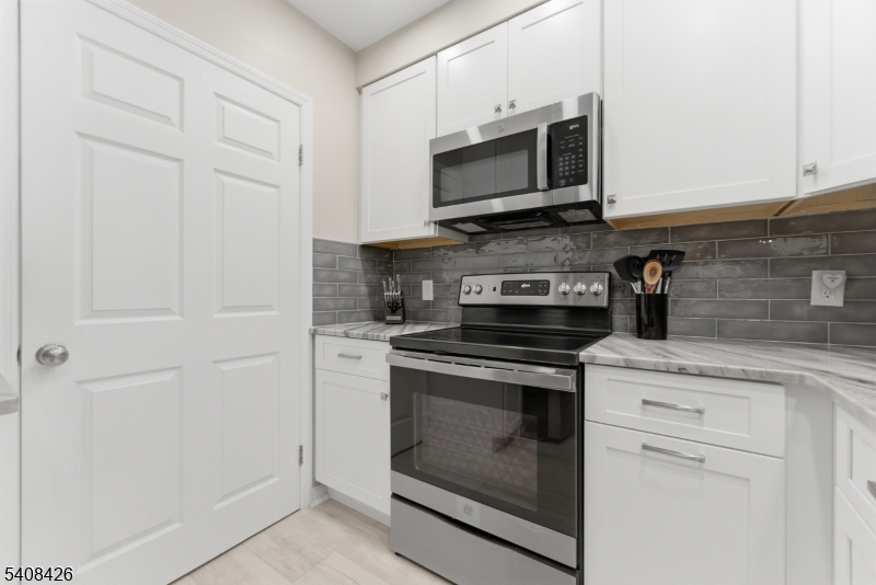 Crescent Court - Residential