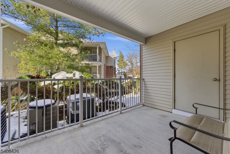 Crescent Court - Residential