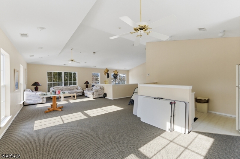 Crescent Court - Residential