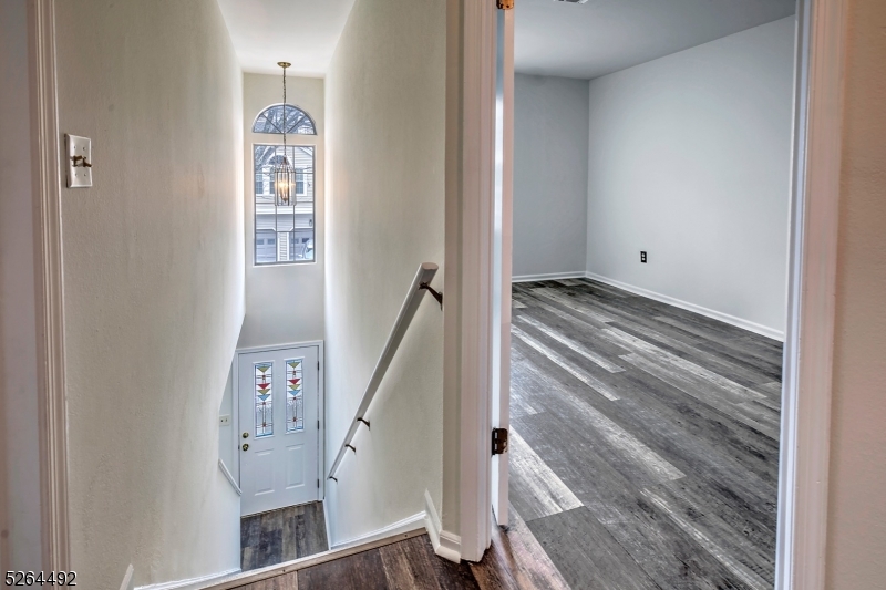 The Hills - Wood Duck Pond - Residential Lease