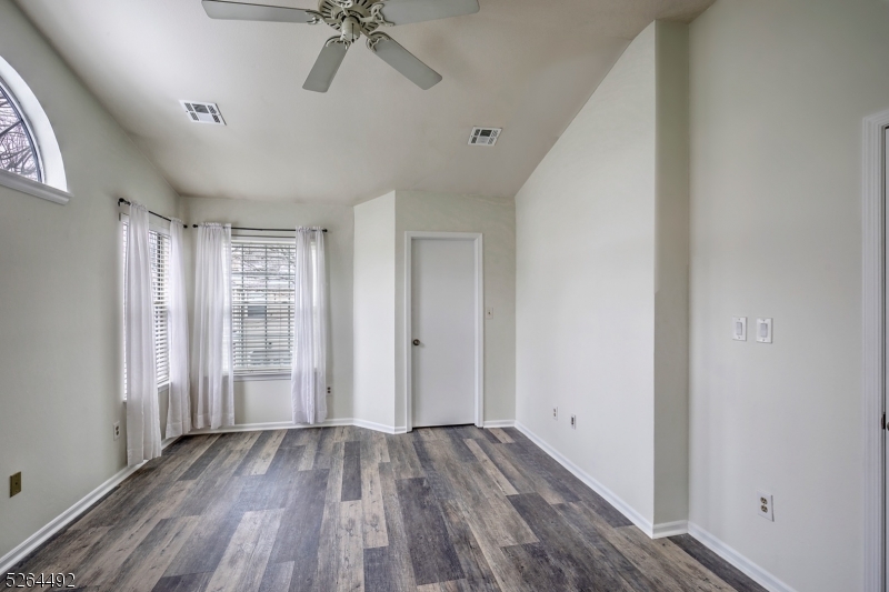 The Hills - Wood Duck Pond - Residential Lease